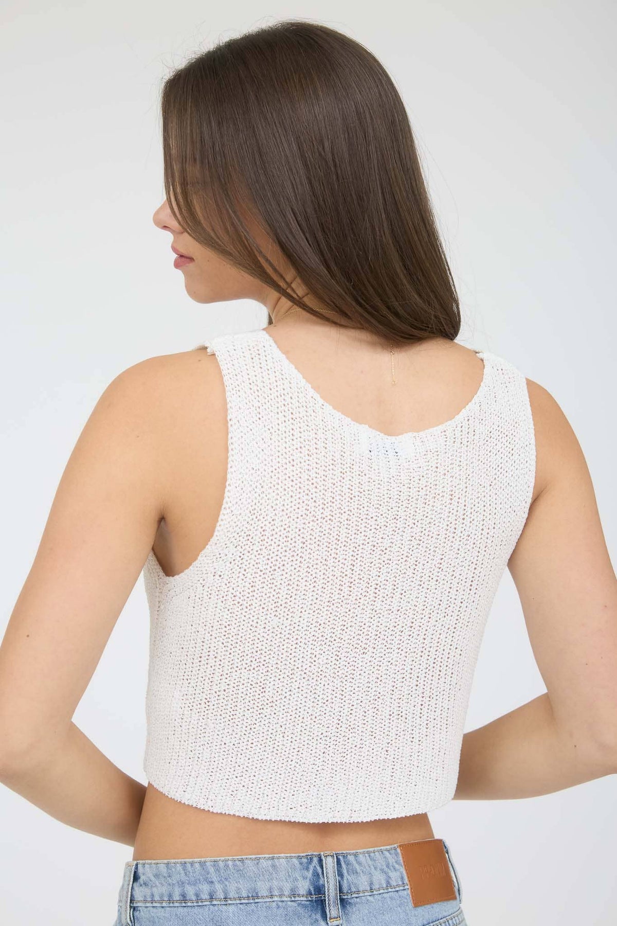 FRONT HOOK AND EYE KNIT SWEATER VEST: BLACK - Cluff CO LLC
