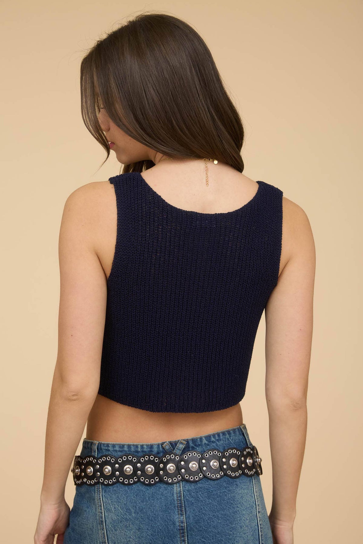 FRONT HOOK AND EYE KNIT SWEATER VEST: BLACK - Cluff CO LLC