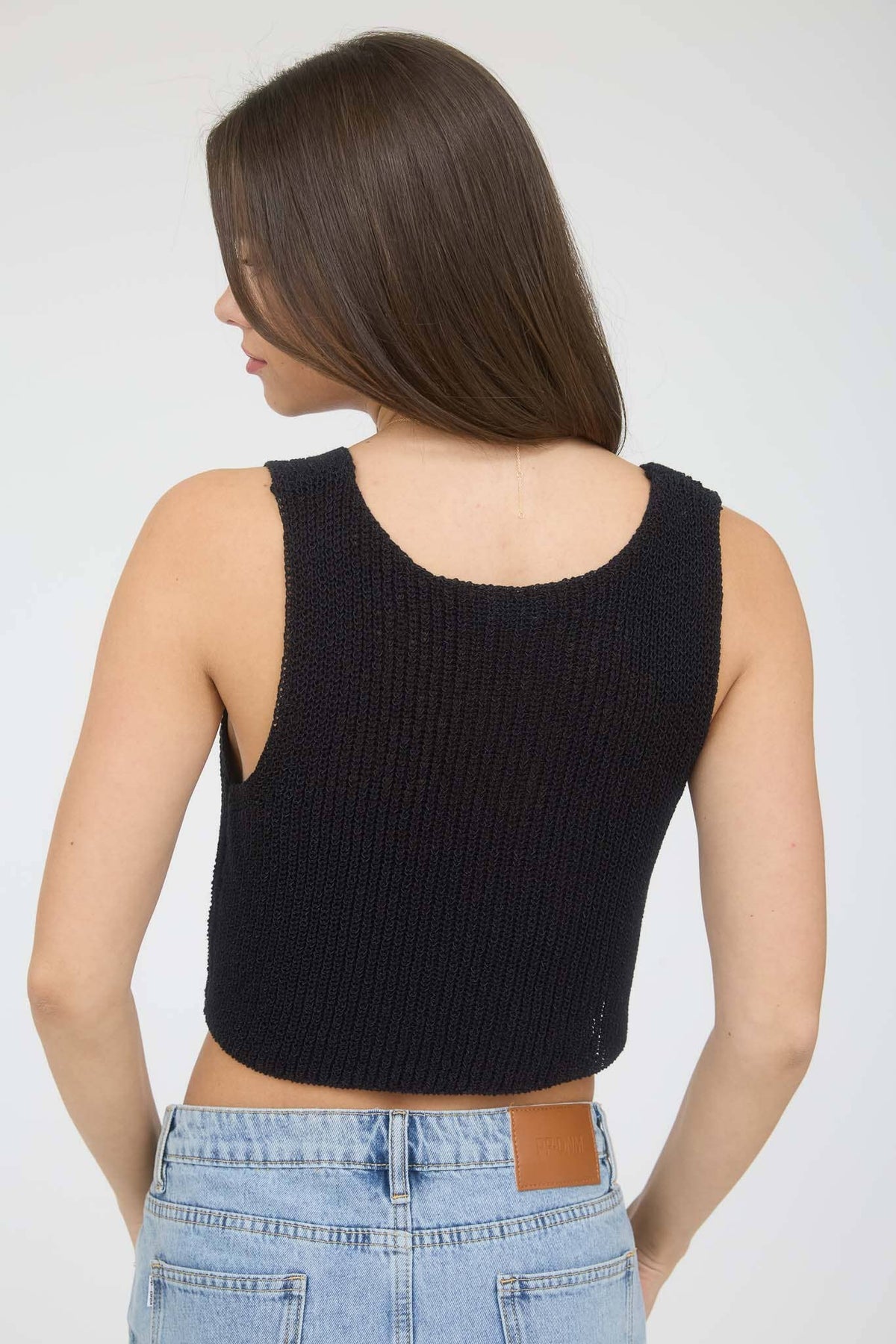 FRONT HOOK AND EYE KNIT SWEATER VEST: BLACK - Cluff CO LLC